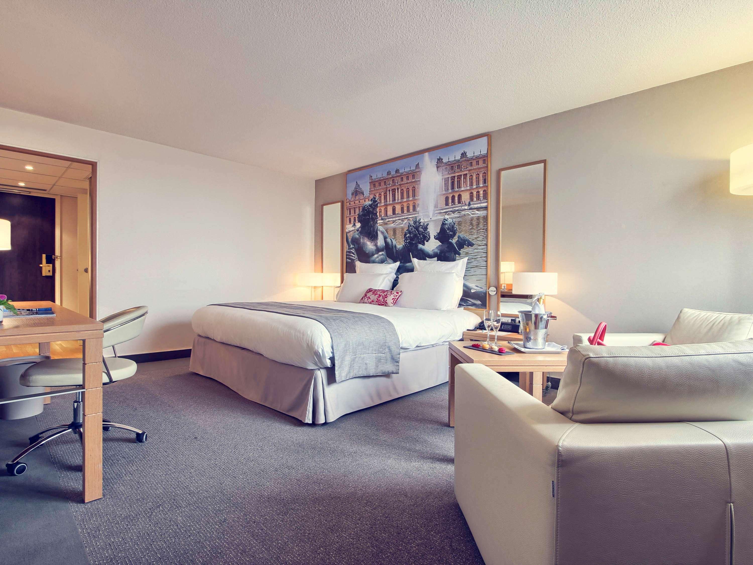 Mercure Paris Velizy Hotel Bagian luar foto