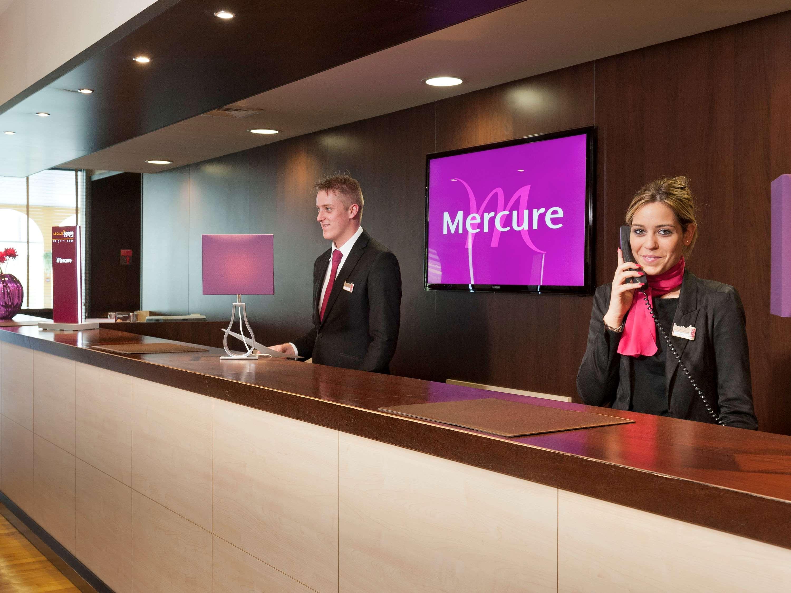 Mercure Paris Velizy Hotel Bagian luar foto