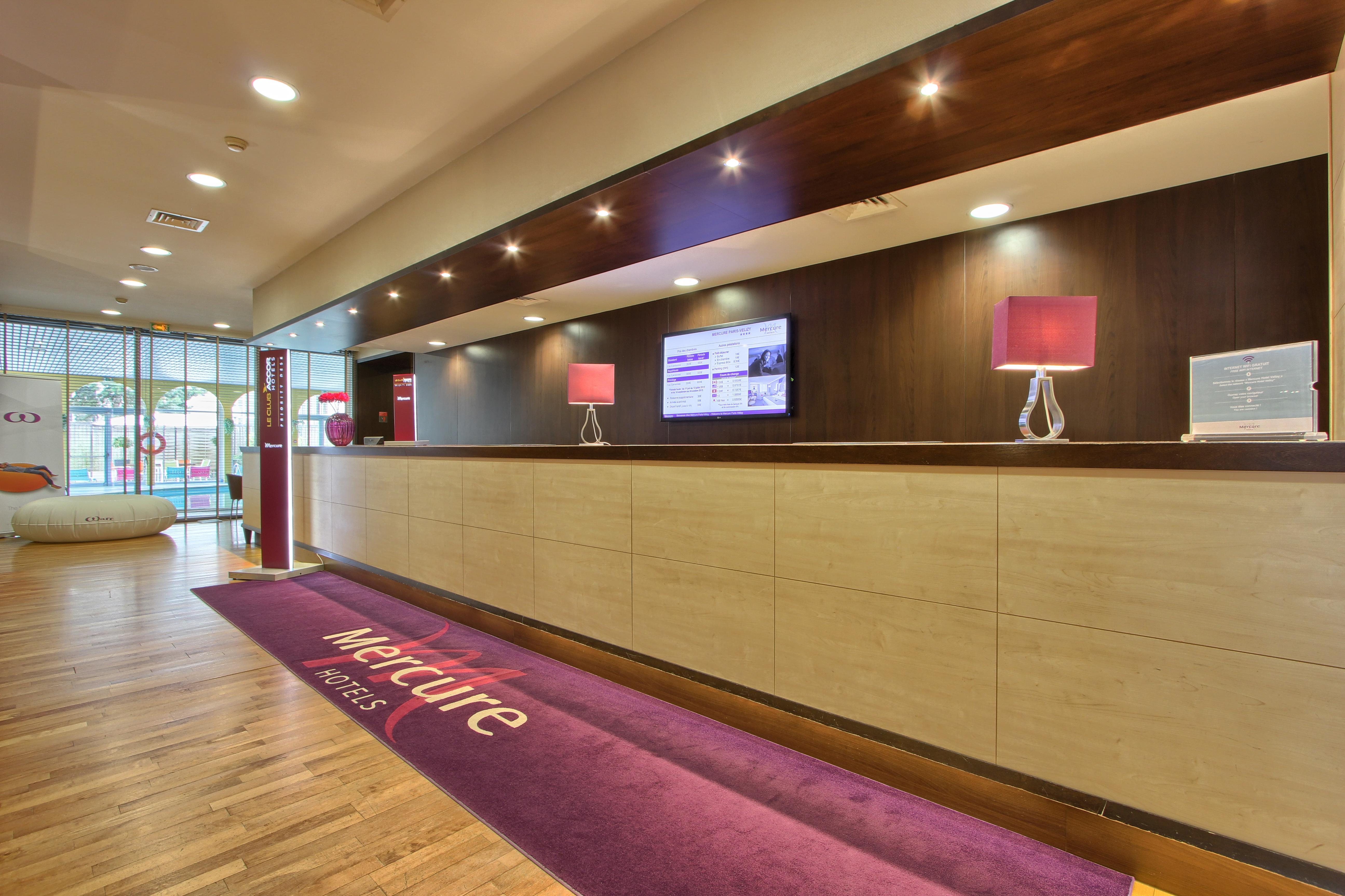 Mercure Paris Velizy Hotel Bagian luar foto